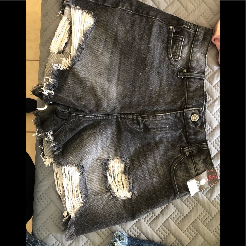 Nono short